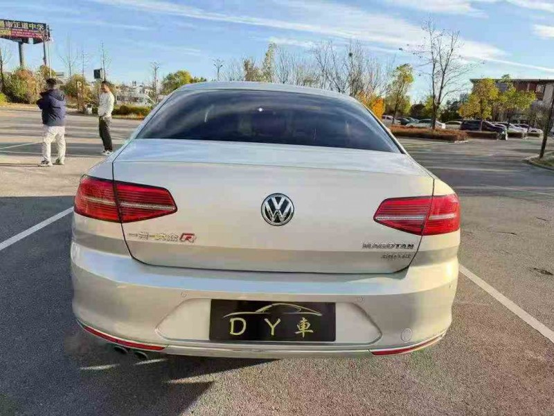 昭通19年大众迈腾7