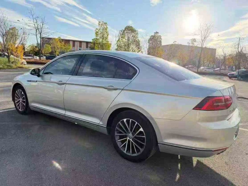 昭通19年大众迈腾9