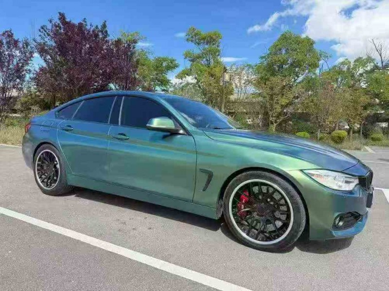 昭通17年宝马4系3