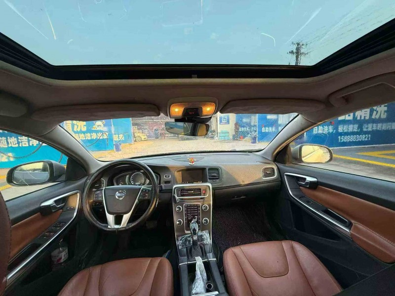 湖州14年沃尔沃S60L4