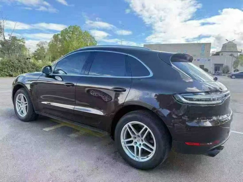 临沧16年保时捷Macan4