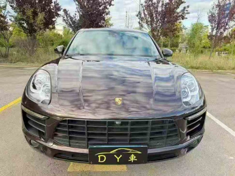 昭通18年保时捷Macan1