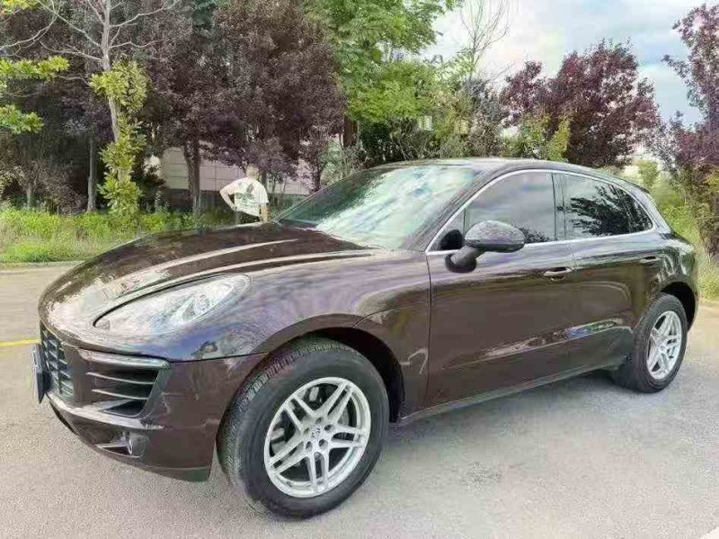 昭通18年保时捷Macan2