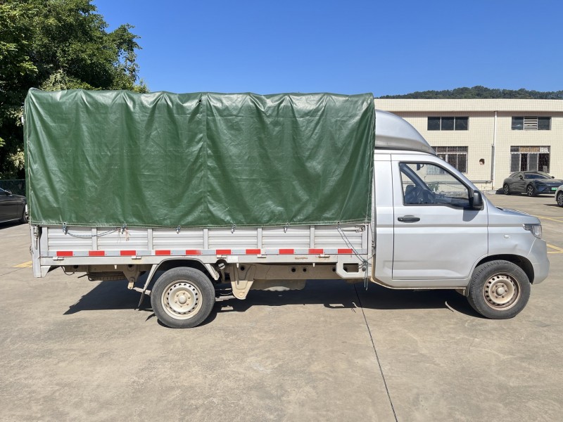 中山25年五菱汽车荣光2