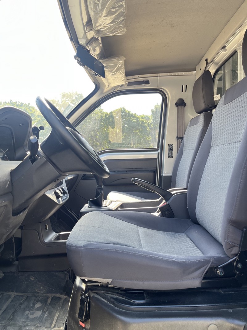 中山25年五菱汽车荣光7