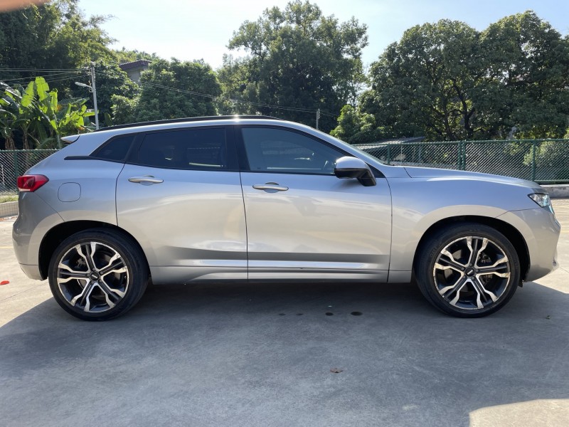 中山18年长城汽车魏牌2