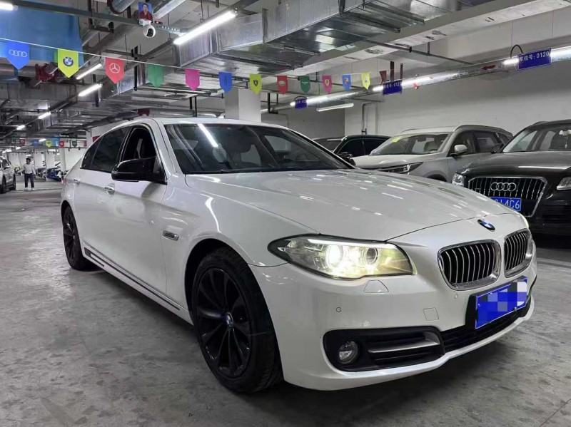 成都16年宝马5系2