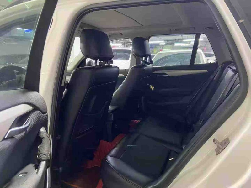 成都14年宝马X15