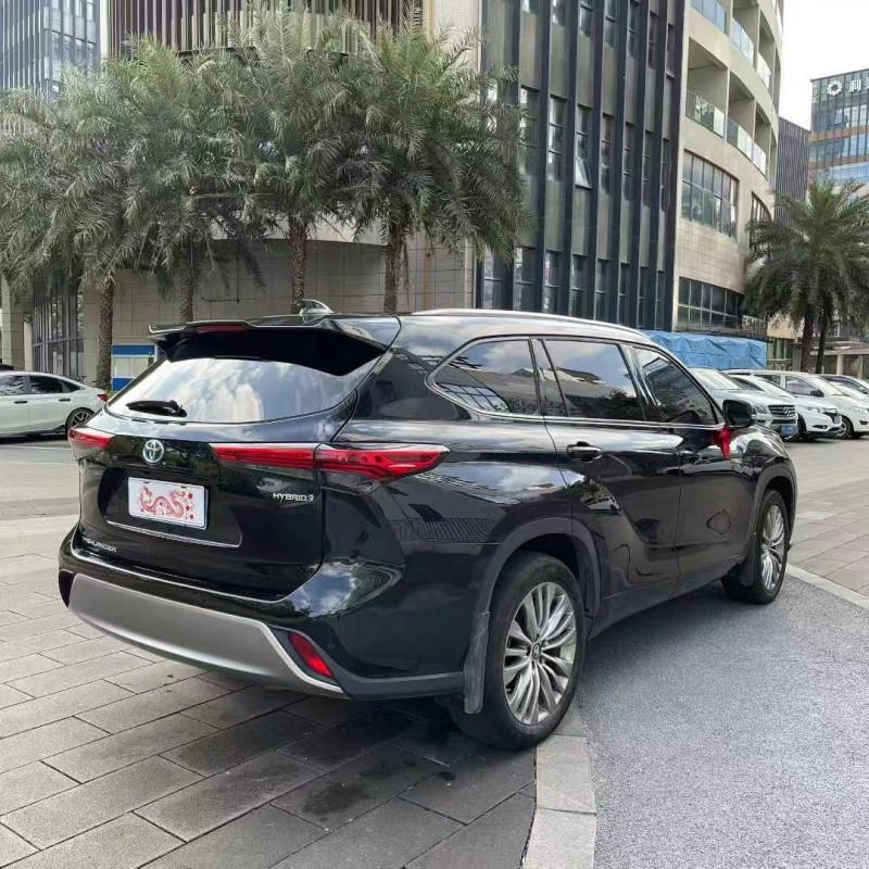 佛山23年丰田汉兰达8