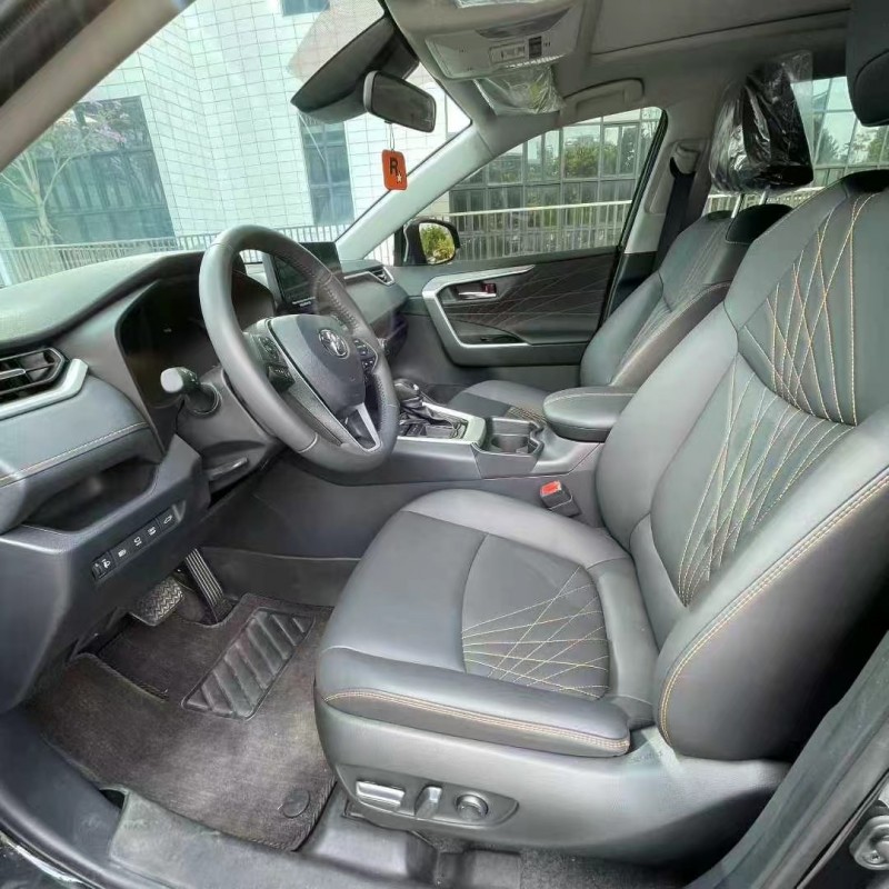 佛山25年丰田RAV4荣放4