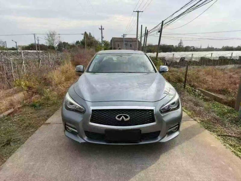 绍兴16年英菲尼迪Q50L1