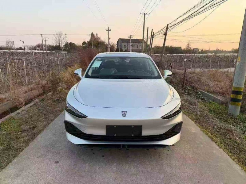 衢州25年荣威D71