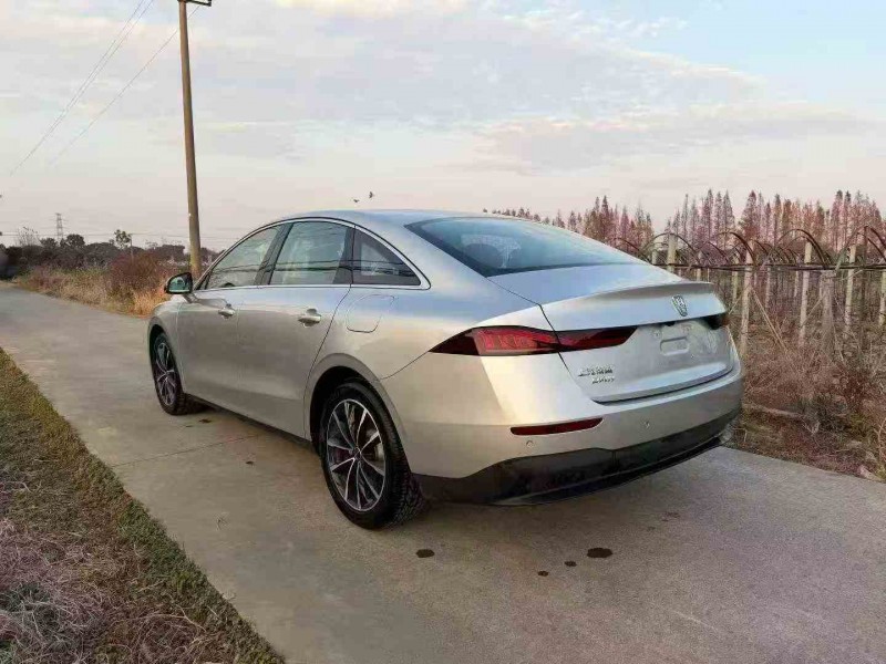 衢州25年荣威D78