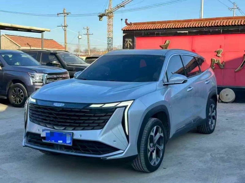 淄博23年吉利博越2