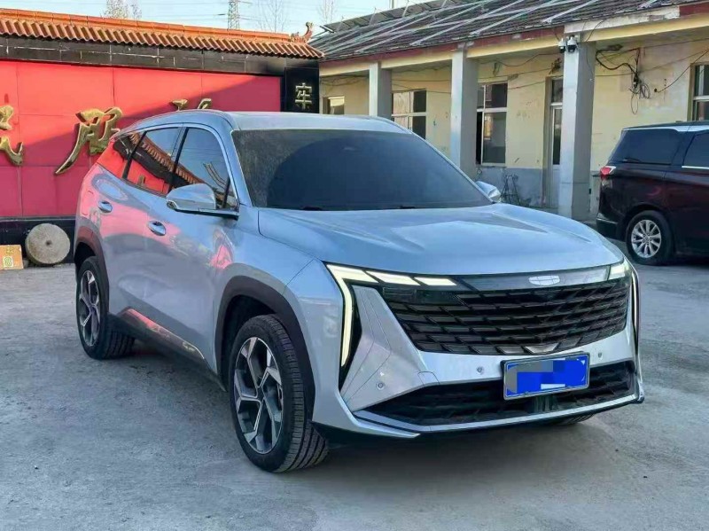 淄博23年吉利博越3