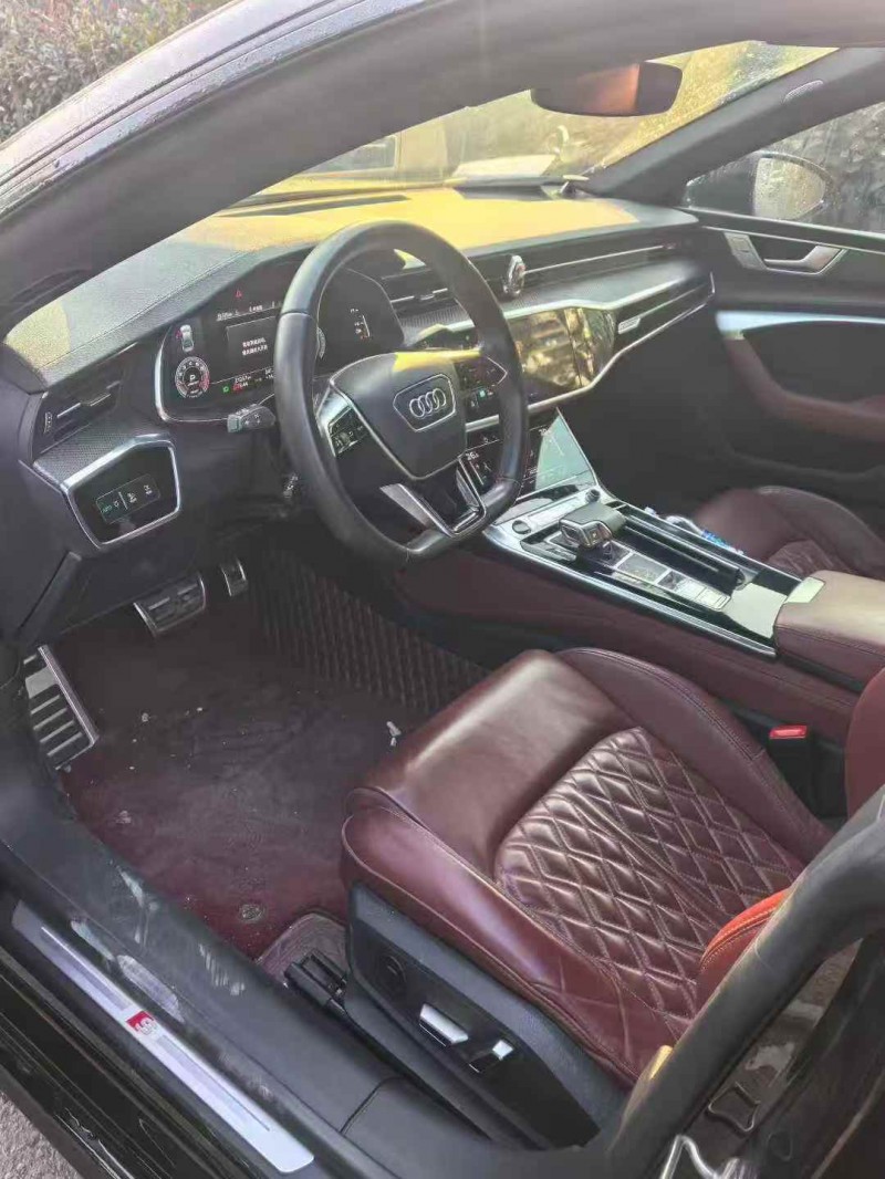 荆州22年奥迪A7L6