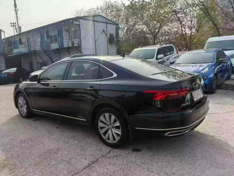 张家界20年大众帕萨特7