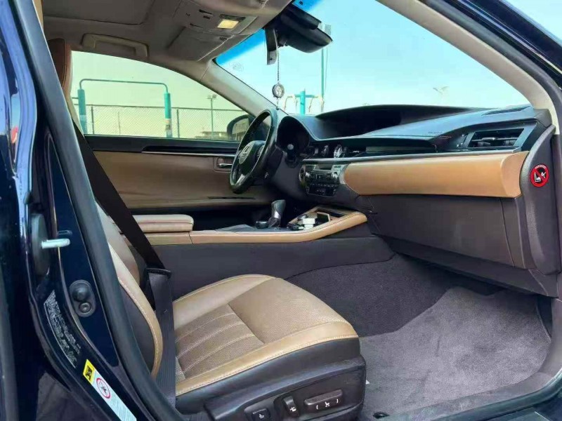 枣庄17年雷克萨斯ES6