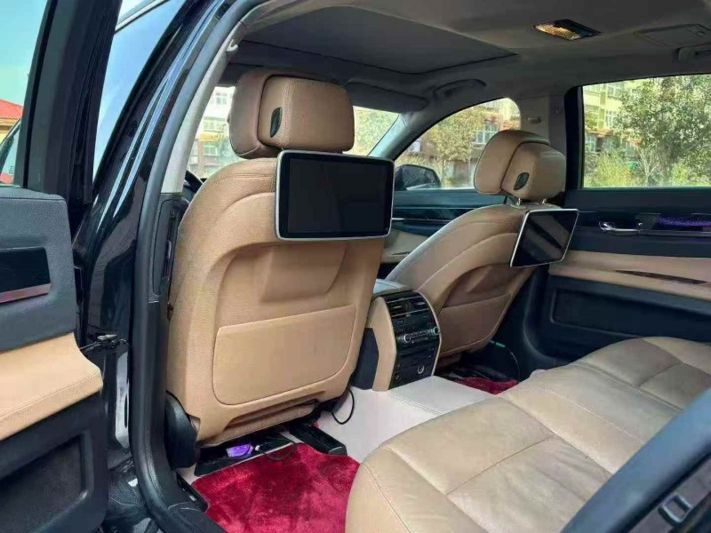 淄博15年宝马7系4