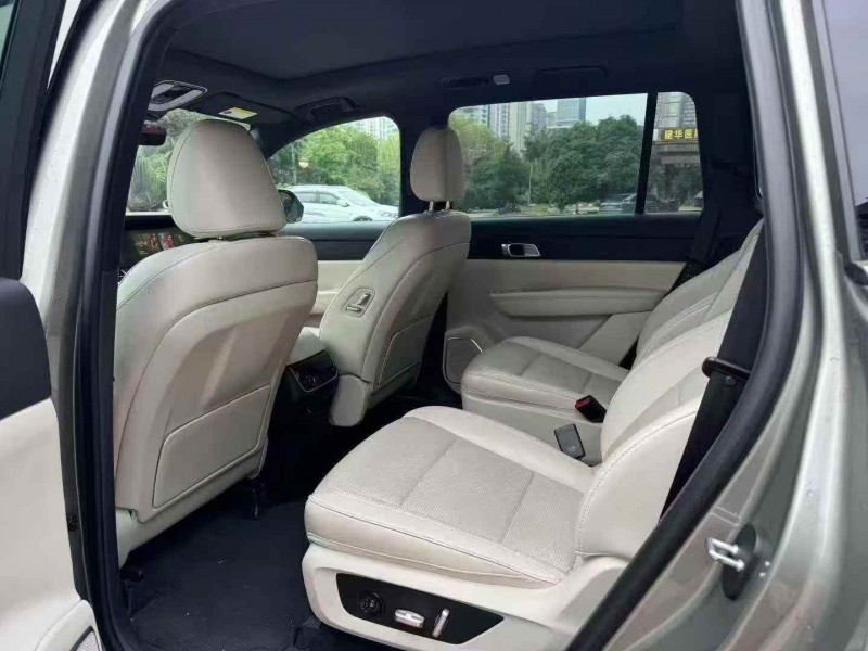 襄阳22年理想理想ONE3