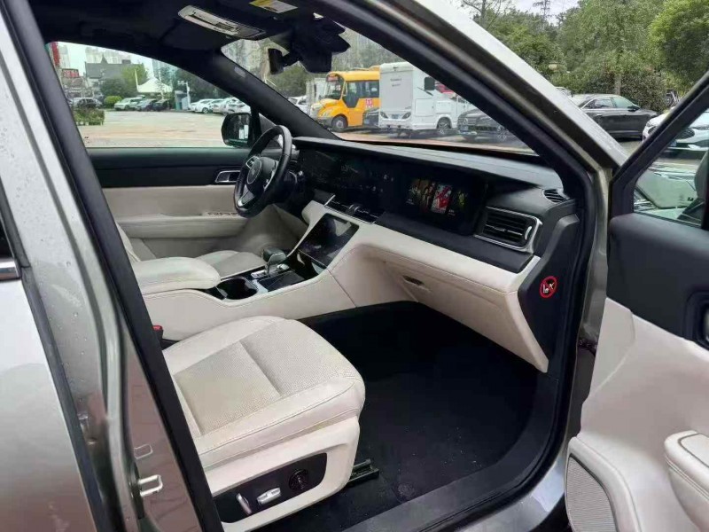 襄阳22年理想理想ONE4