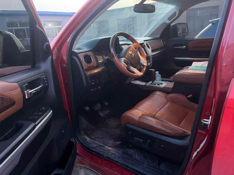 邯郸18年丰田坦途9