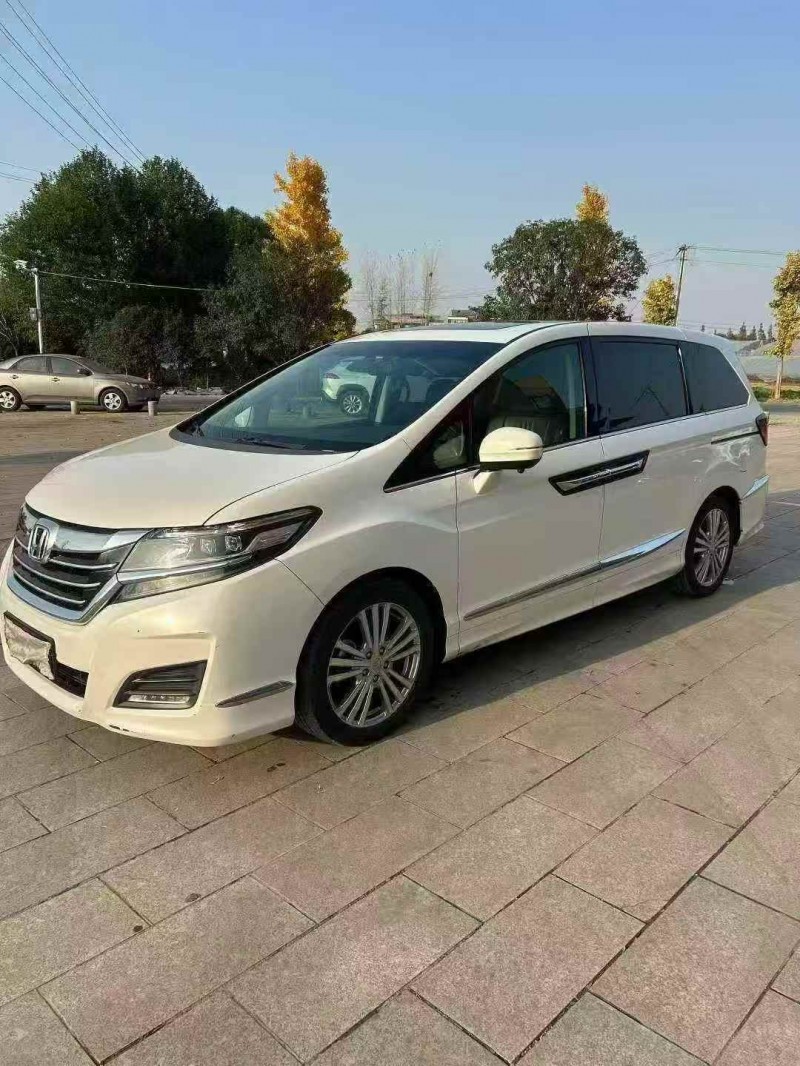 烟台18年本田艾力绅2