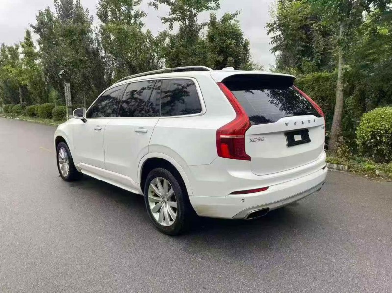 烟台17年沃尔沃XC909
