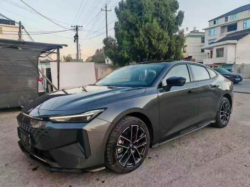 宁波25年长安汽车UNI3