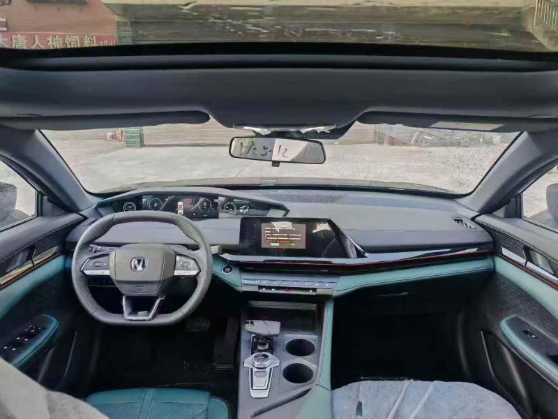 宁波25年长安汽车UNI6