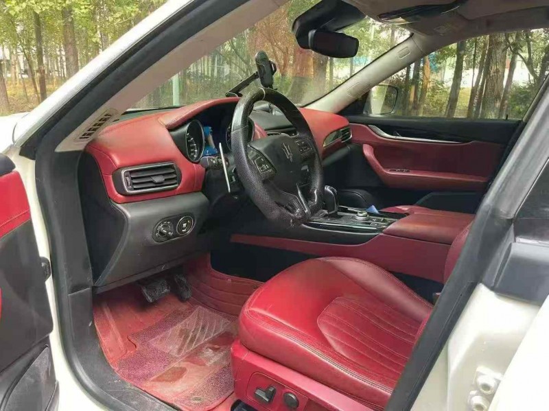 淄博16年玛莎拉蒂Levante5