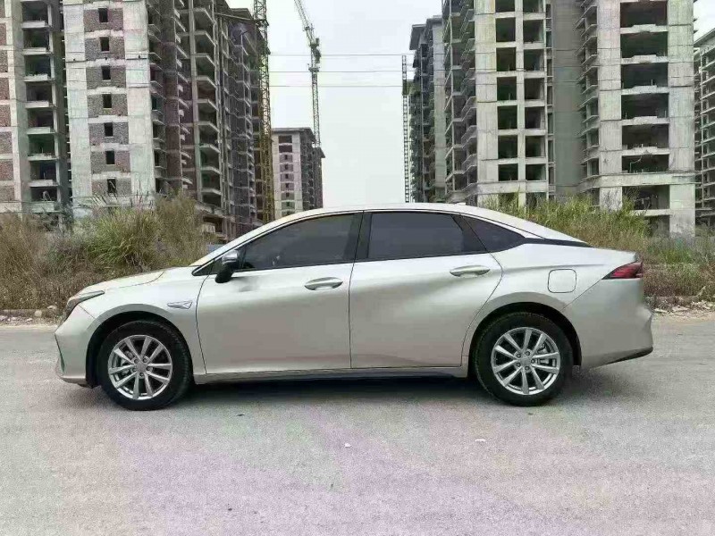 北海25年传祺埃安S6