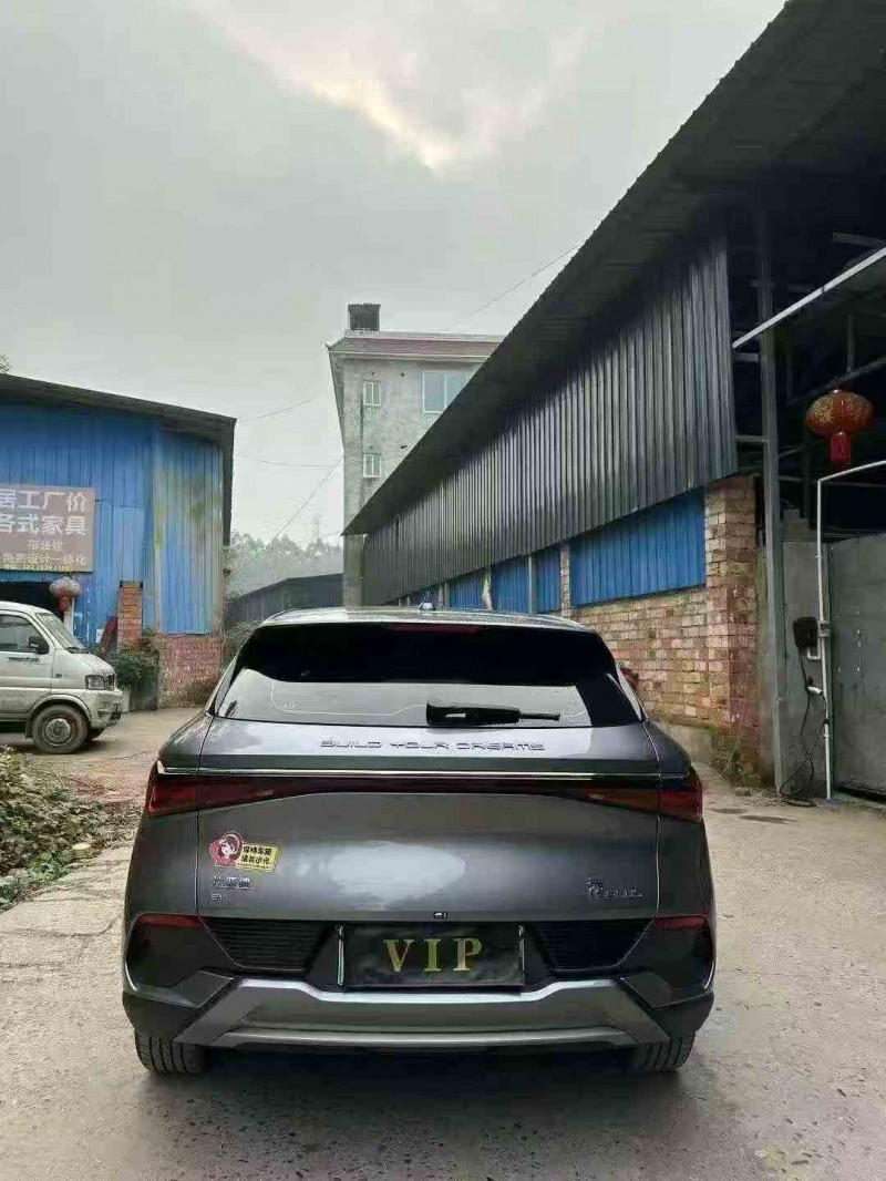 泸州25年比亚迪元9