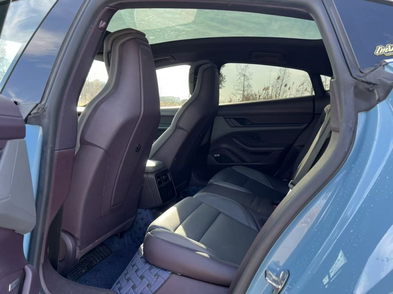 盐城21年保时捷Taycan4