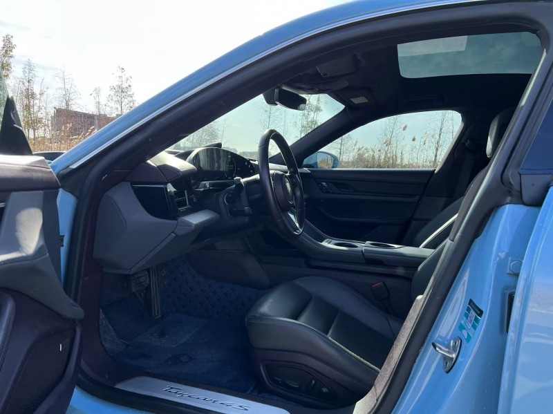 盐城21年保时捷Taycan7