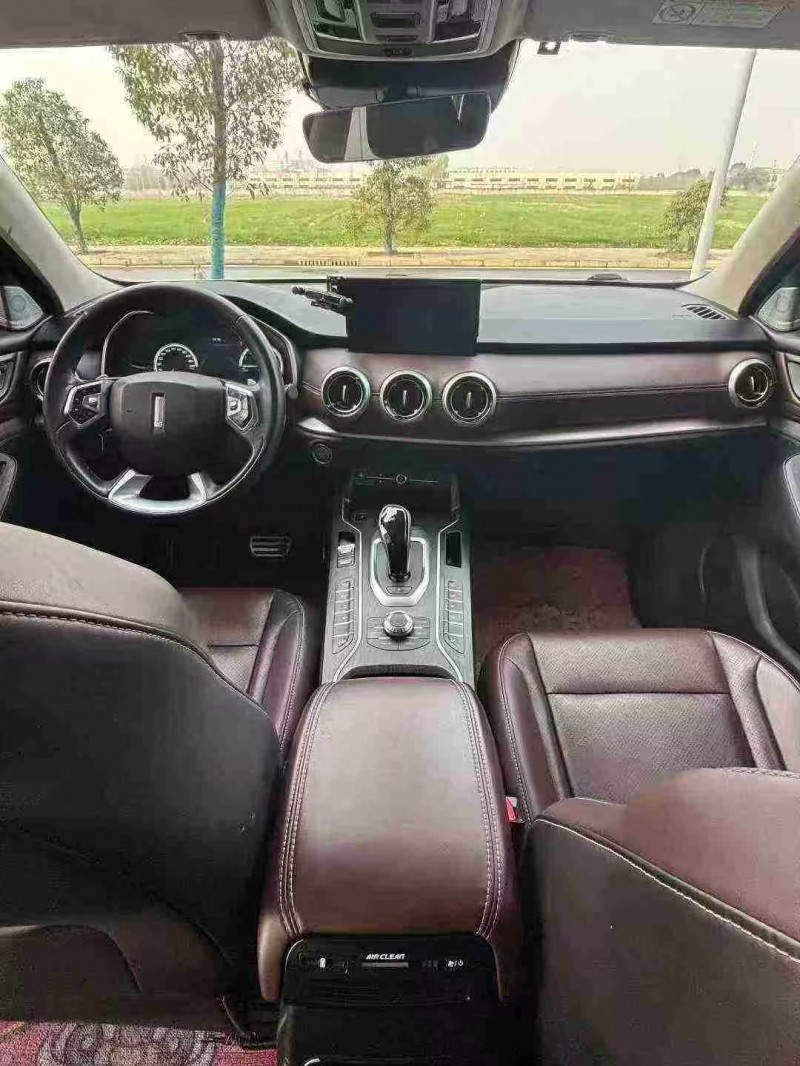 襄阳19年长城汽车WEY7