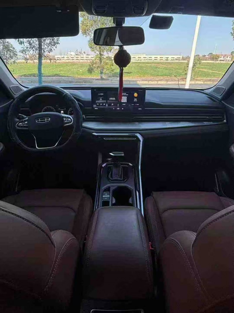 襄阳22年吉利远景7