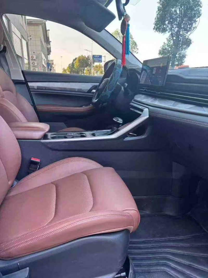 襄阳22年吉利远景8