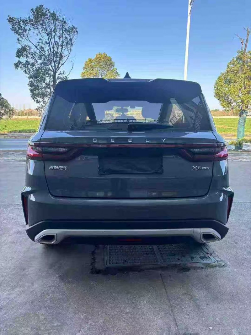 襄阳22年吉利远景9