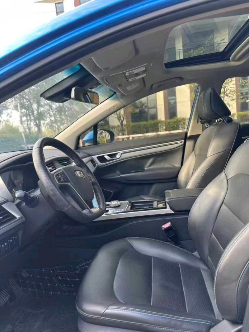 广州19年吉利帝豪5