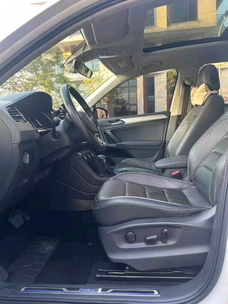 广州19年大众途观5