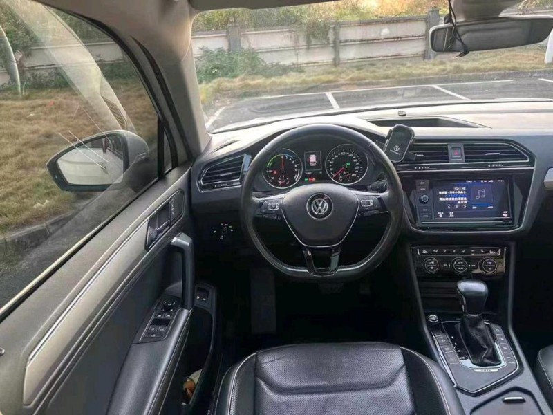 广州19年大众途观9