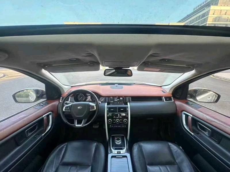 广州16年路虎发现神行7