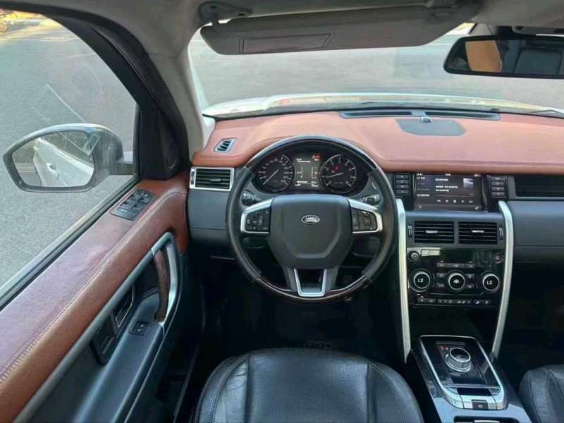 广州16年路虎发现神行8