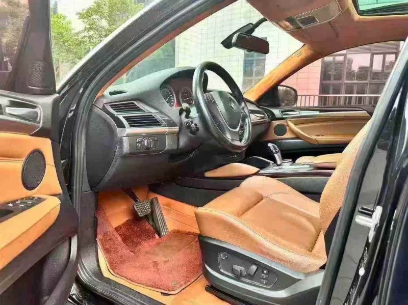 佛山17年宝马X66