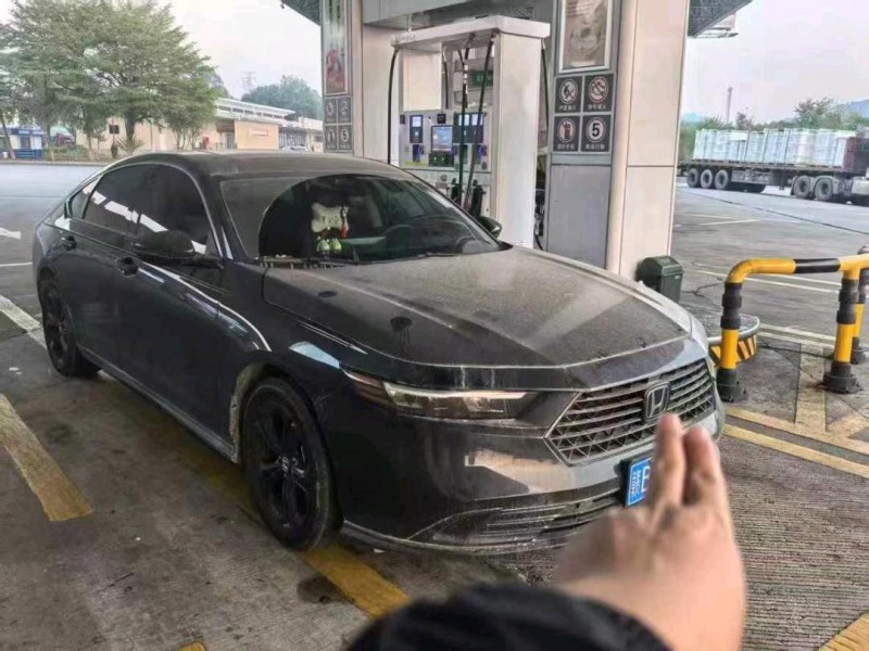 广州25年本田雅阁1