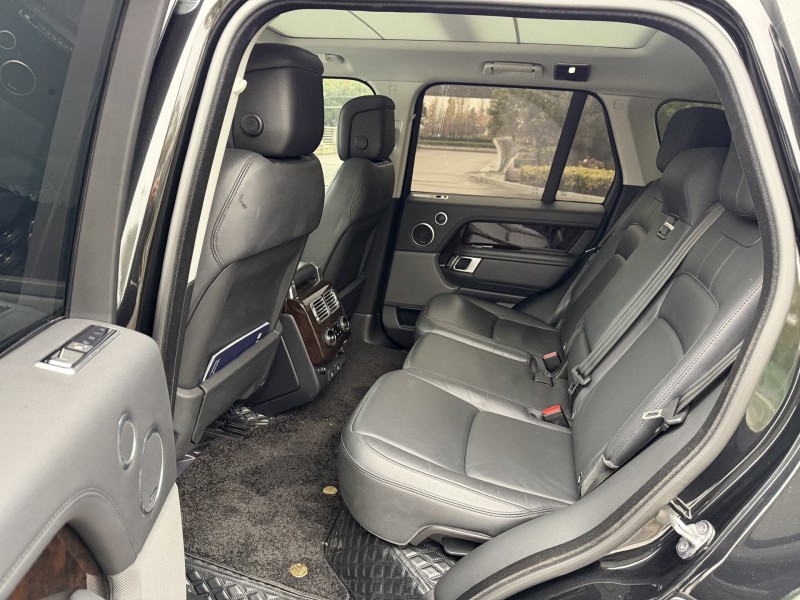 盐城22年路虎揽胜行政4