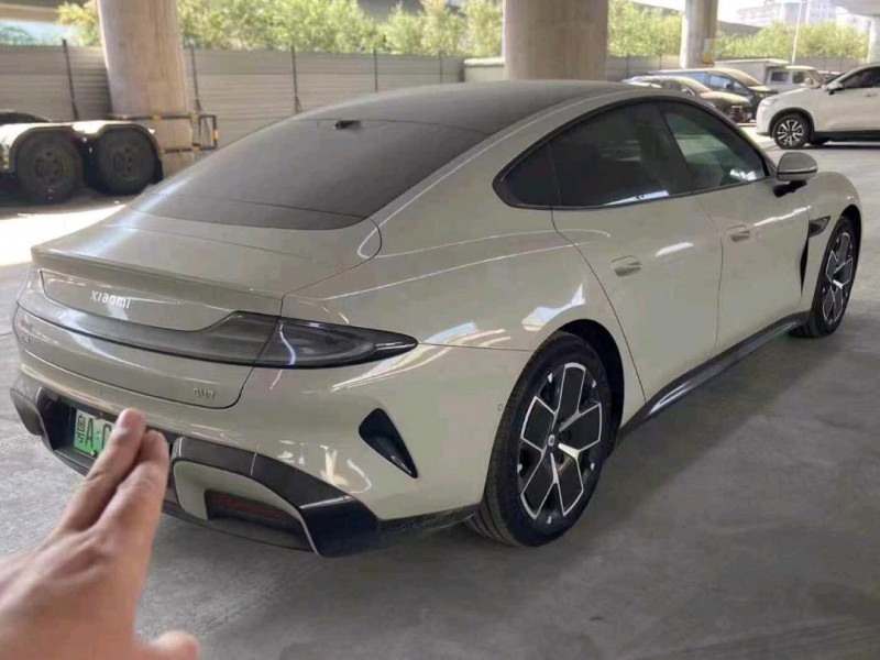 广州25年小米SU73