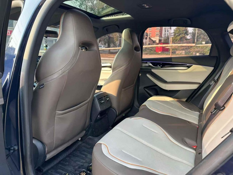 十堰24年比亚迪秦6