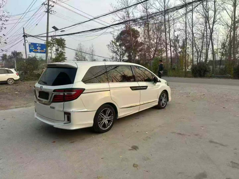 徐州20年本田艾力绅7